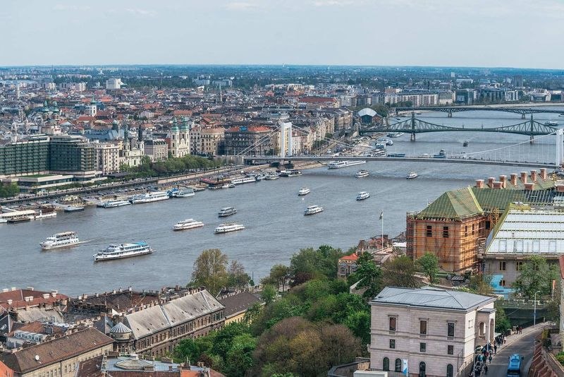 Tönkreteheti a magyar személyszállító hajósokat a tervezett kikötőkiosztás