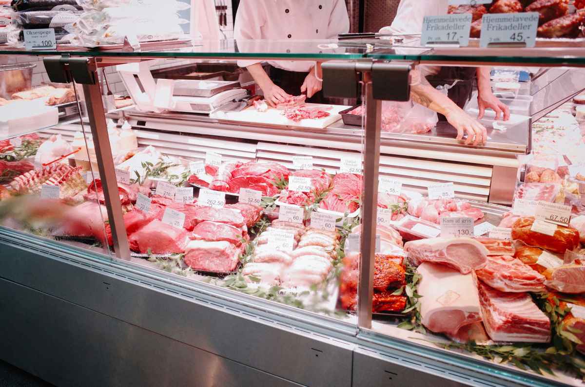 Frissesség és gyors kiszolgálás titka - Profi csemegepultok és szeletelők